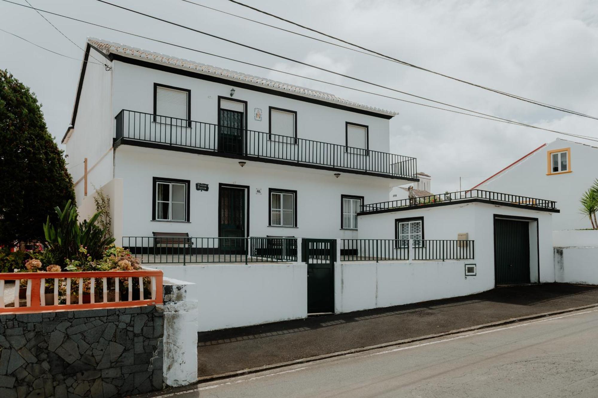 Casa Sousa Ribeiro Praia da Vitoria Luaran gambar