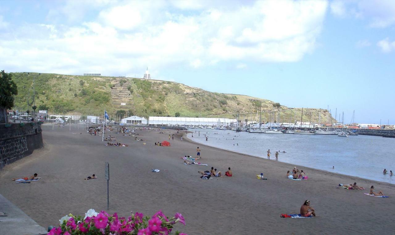 Casa Sousa Ribeiro Praia da Vitoria Luaran gambar